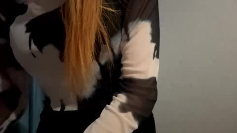 Jenny online show from 11-30-25, 03:49