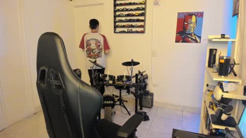 Snapshot of mr_andresr chatting on 01-30-25, 04:48 Andy online show from 01-30-25, 04:48