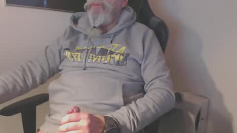 mr_boombastic2021 online show from 12-07-24, 10:56