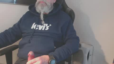 mr_boombastic2021 online show from 03-08-25, 11:27