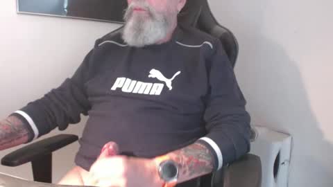 mr_boombastic2021 online show from 09-19-25, 09:43