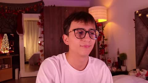 Snapshot of mr_evan1 chatting on 12-02-24, 03:03 Mr Evans online show from 12-02-24, 03:03