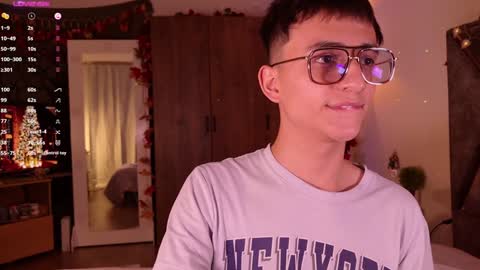 Snapshot of mr_evan1 chatting on 12-10-24, 03:12 Mr Evans online show from 12-10-24, 03:12