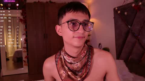 Snapshot of mr_evan1 chatting on 12-12-24, 05:04 Mr Evans online show from 12-12-24, 05:04