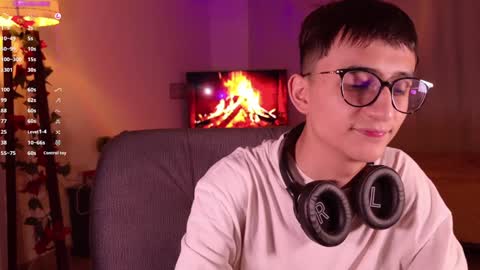 Snapshot of mr_evan1 chatting on 12-14-24, 03:15 Mr Evans online show from 12-14-24, 03:15