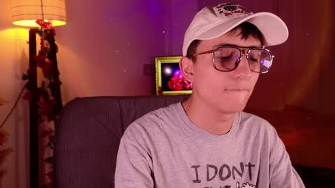 Snapshot of mr_evan1 chatting on 01-05-25, 02:19 Mr Evans online show from 01-05-25, 02:19