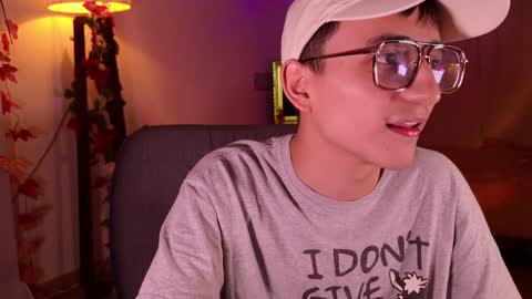 Snapshot of mr_evan1 chatting on 01-05-25, 05:20 Mr Evans online show from 01-05-25, 05:20