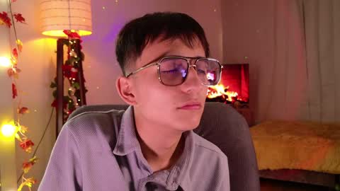 Snapshot of mr_evan1 chatting on 01-14-25, 04:40 Mr Evans online show from 01-14-25, 04:40