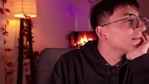 Snapshot of mr_evan1 chatting on 01-23-25, 12:52 Mr Evans online show from 01-23-25, 12:52