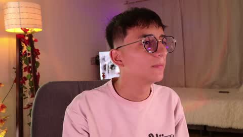 Snapshot of mr_evan1 chatting on 01-29-25, 02:32 Mr Evans online show from 01-29-25, 02:32