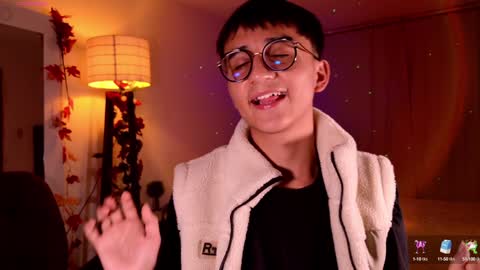 Snapshot of mr_evan1 chatting on 02-04-25, 05:55 Mr Evans online show from 02-04-25, 05:55