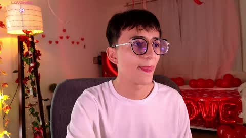 Snapshot of mr_evan1 chatting on 02-14-25, 03:05 Mr Evans online show from 02-14-25, 03:05