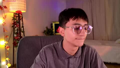 Snapshot of mr_evan1 chatting on 02-21-25, 02:16 Mr Evans online show from 02-21-25, 02:16