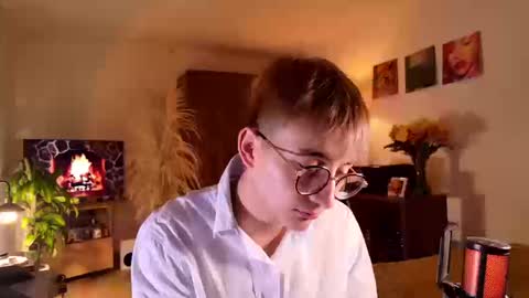 Snapshot of mr_evan1 chatting on 09-12-25, 01:22 Mr Evans online show from 09-12-25, 01:22