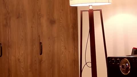 Mr Evans online show from 10-29-25, 03:47