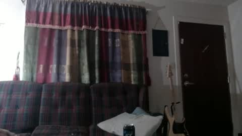 mr_happy12 online show from 09-10-25, 06:02