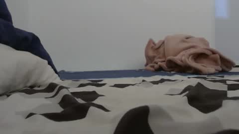 chris and Mr. Kinky online show from 04-12-26, 08:36