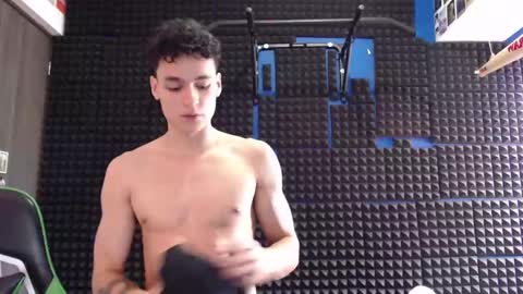 Call me Angel please online show from 03-05-25, 09:15