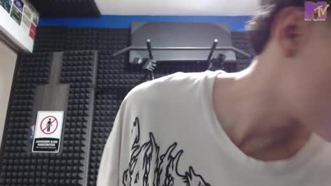 Call me Angel please online show from 02-25-26, 01:10