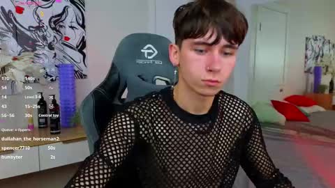 Snapshot of mr_lucky_guy chatting on 02-01-25, 03:19 Kris online show from 02-01-25, 03:19