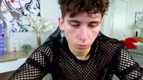 Snapshot of mr_lucky_guy chatting on 02-03-25, 06:34 Kris online show from 02-03-25, 06:34