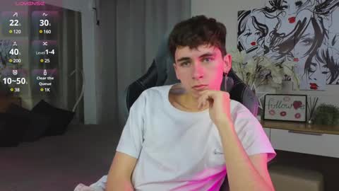 Snapshot of mr_lucky_guy chatting on 03-07-25, 12:34 Kris online show from 03-07-25, 12:34