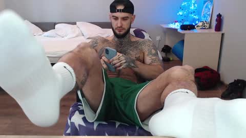 mr_nobody313 online show from 02-02-25, 07:52