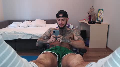 mr_nobody313 online show from 02-08-25, 09:46