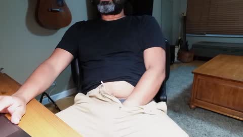 Rabbit online show from 01-02-25, 01:38