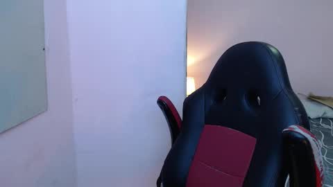 mr_stiven_ online show from 01-08-25, 02:25