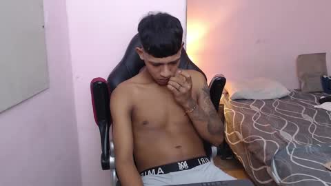 mr_stiven_ online show from 01-11-25, 02:30