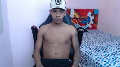 mr_stiven_ online show from 01-15-25, 03:33