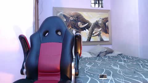 mr_stiven_ online show from 03-07-25, 03:08