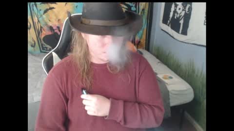 Snapshot of mr_strawberry chatting on 09-27-25, 02:11 mr_strawberry online show from 09-27-25, 02:11