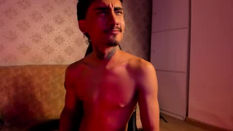 MR online show from 11-22-25, 03:49