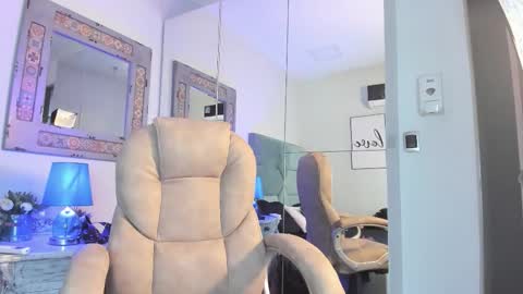 MR online show from 11-30-25, 03:32