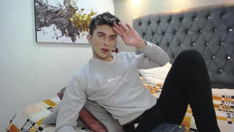 Snapshot of mr_williseo chatting on 12-06-24, 08:40 williseo online show from 12-06-24, 08:40