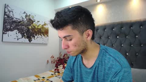 Snapshot of mr_williseo chatting on 02-05-25, 08:35 williseo online show from 02-05-25, 08:35