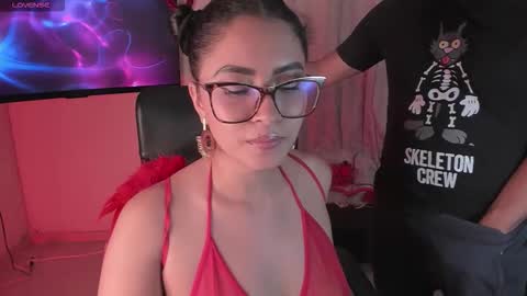 Mr.  Mrs. Smith  online show from 09-20-25, 03:29