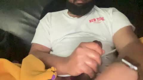 Snapshot of mrbigblk1990 chatting on 02-18-25, 08:27 mrbigblk1990 online show from 02-18-25, 08:27