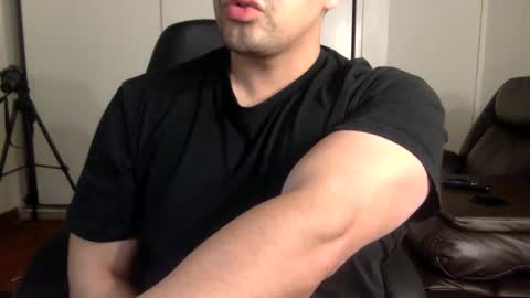 Snapshot of mrbree chatting on 12-21-24, 04:41 Mr Bree online show from 12-21-24, 04:41