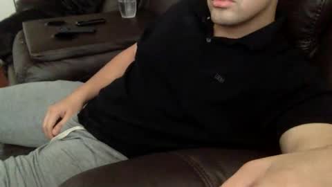 Snapshot of mrbree chatting on 10-29-25, 05:58 Mr Bree online show from 10-29-25, 05:58