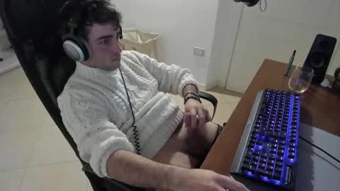 GoodBoy online show from 01-02-25, 07:51