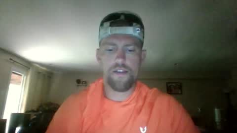 Snapshot of mrcumfixit chatting on 06-25-26, 09:30 mrcumfixit online show from 06-25-26, 09:30