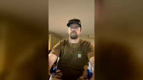 Snapshot of mrcumfixit chatting on 08-06-26, 06:59 mrcumfixit online show from 08-06-26, 06:59