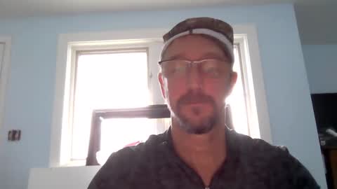 Snapshot of mrcumstain chatting on 02-12-25, 09:54 mrcumstain online show from 02-12-25, 09:54