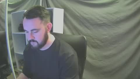 Mr Curved online show from 12-20-24, 07:17