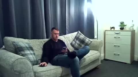 mrengland86566 online show from 09-23-25, 03:42