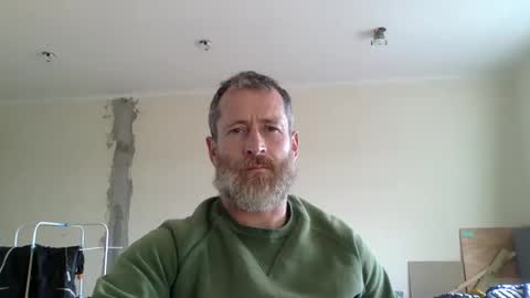 Snapshot of mrgoodkat79 chatting on 10-19-25, 03:12 mrgoodkat79 online show from 10-19-25, 03:12