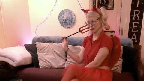 Mr  Mrs J online show from 10-30-25, 03:02